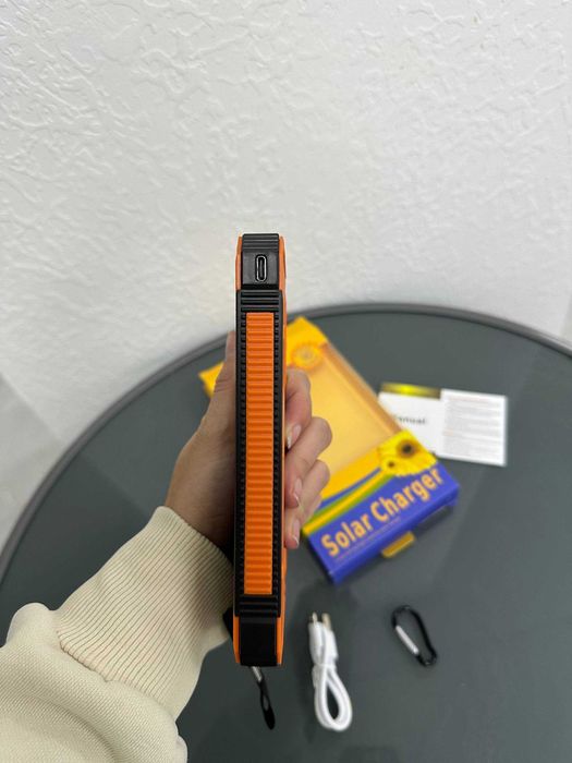 Повербанк на СОНЯЧНІЙ батареї! Power bank на 20.000 mAH. Павер!