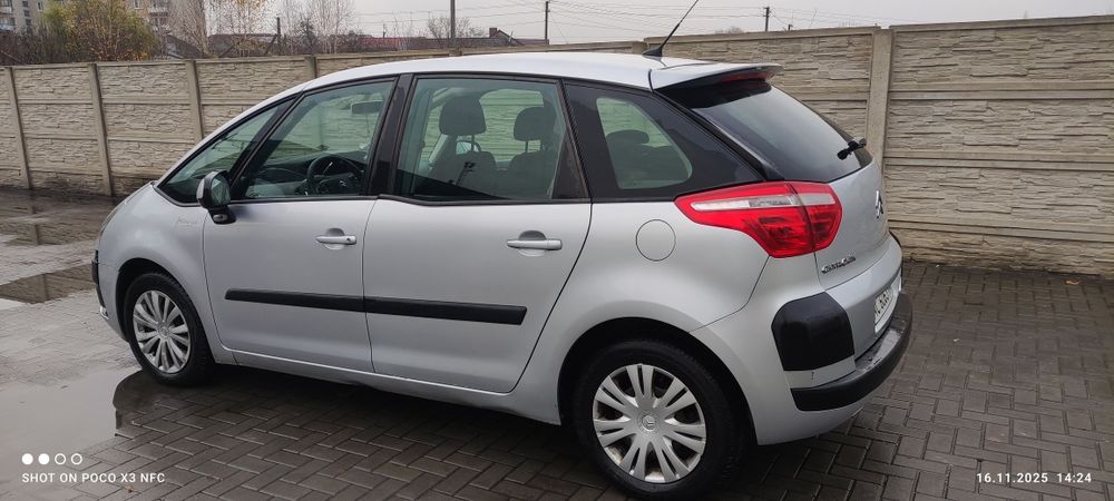 Продам Citroen C4 picasso