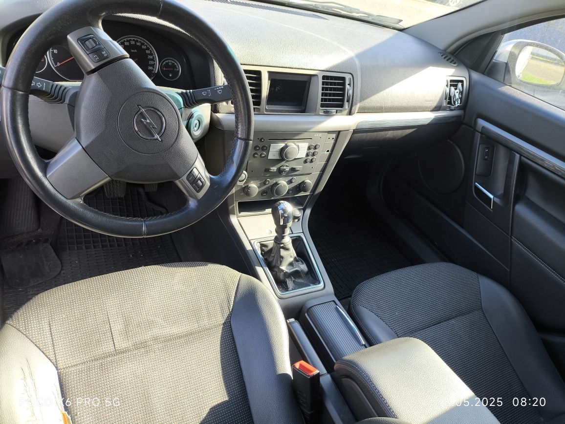 Opel Vectra C lift 1.9 CDTI 120km. Dobrze wyposażona, klima hak.