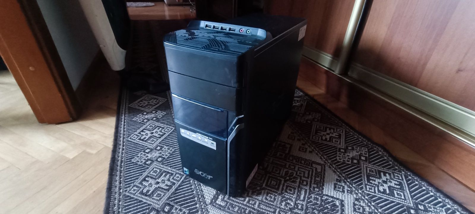 ПК xeon e5 2450 8ядер /16 потоків 16 ddr3 /radeon r9 3