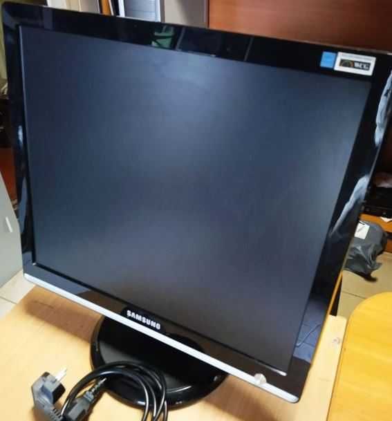 Монітор Samsung "SyncMaster 931c" 19"