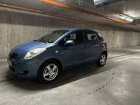 Sprzedam Toyotę Yaris II 2006r 1,3 benzyna