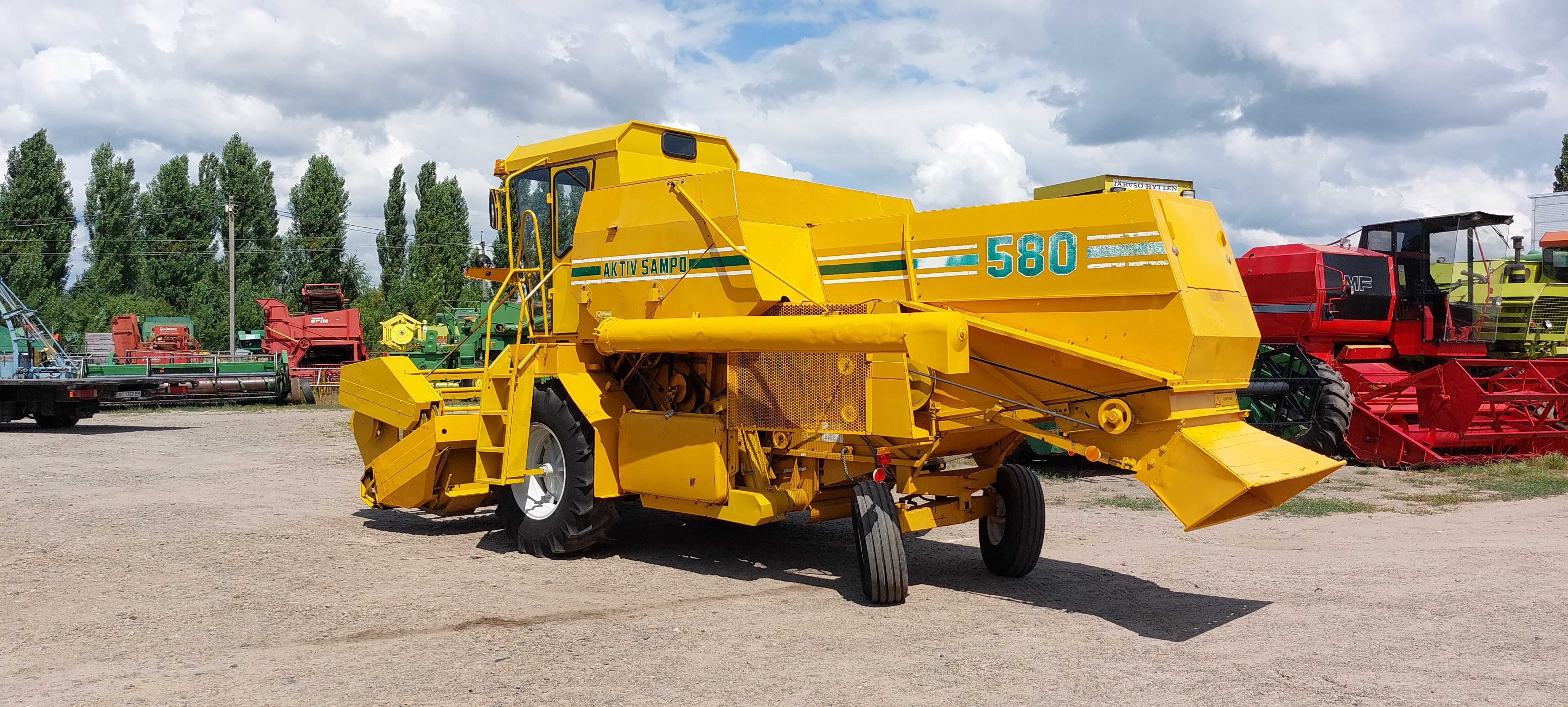 Міні  комбайн зернозбиральний комбайн Sampo 580 2.7м