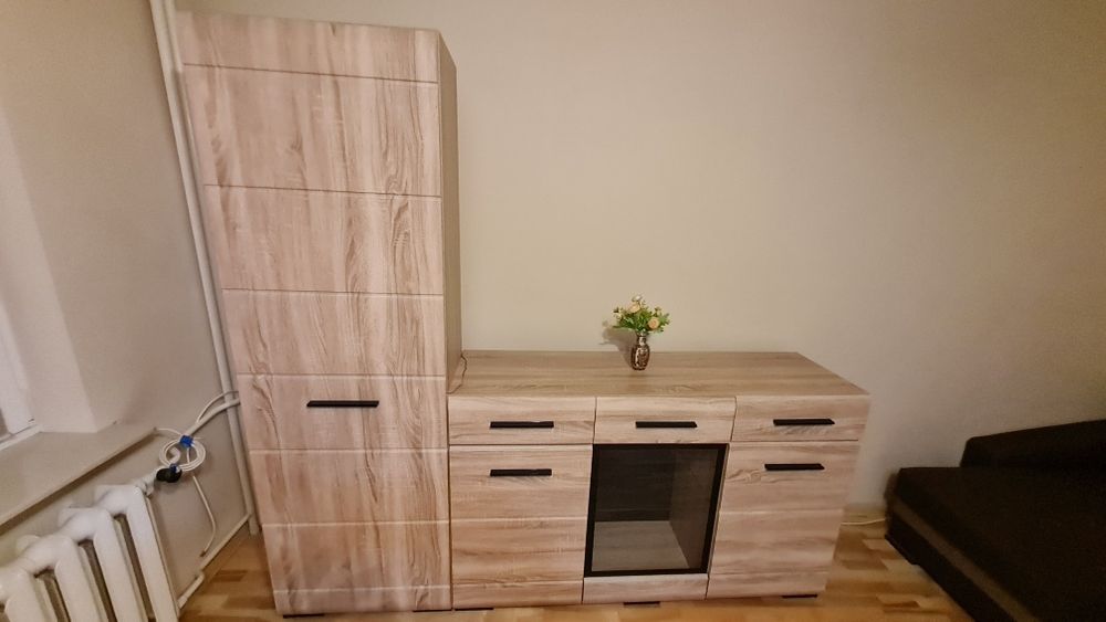 Szafki do pokoju, słupek i komoda w bardzo dobrym stanie.