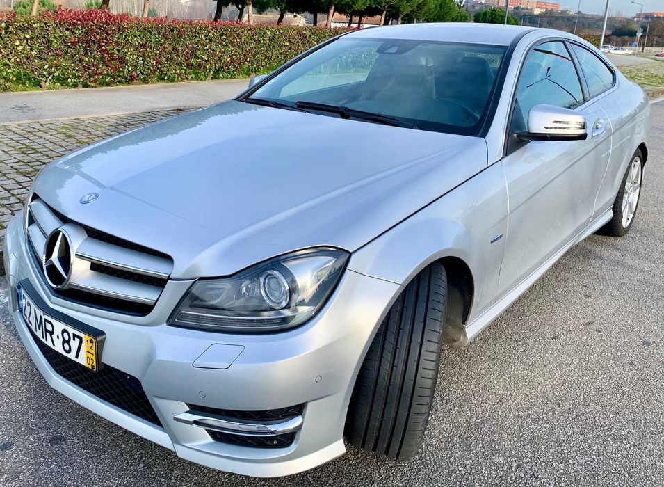 Mercedes-Benz C220 Coupé AMG | Nacional | 169500km