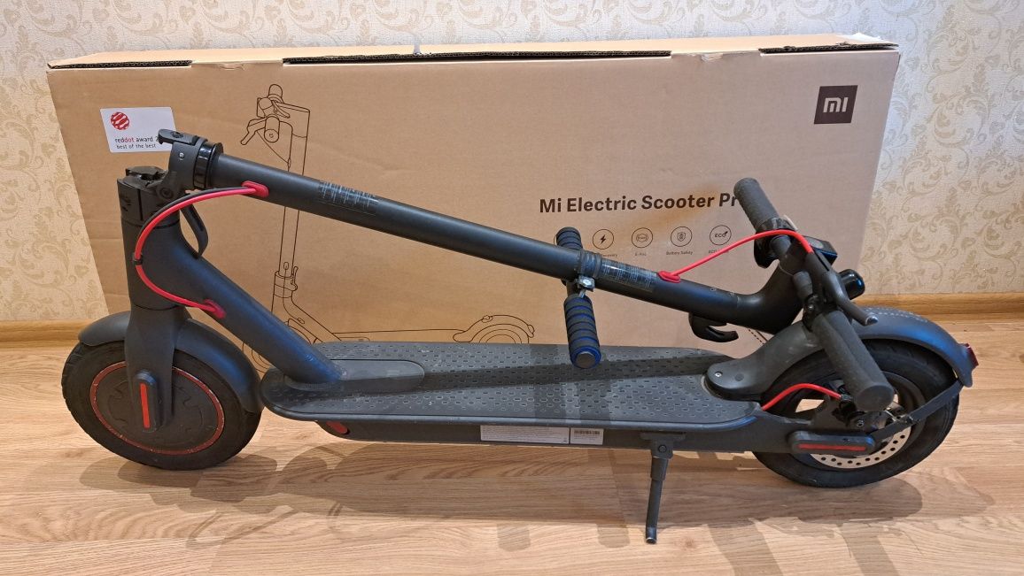 Электросамокат Xiaomi scooter pro