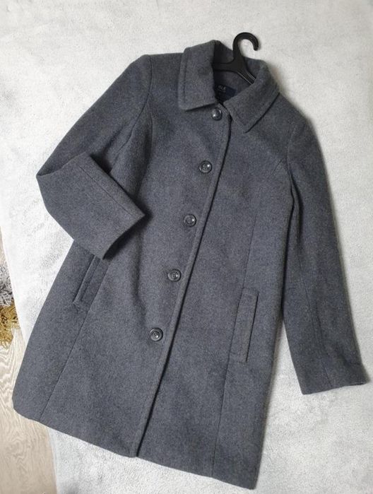 Женское серое пальто