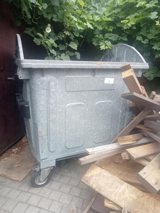 Kosz kubeł metalowy