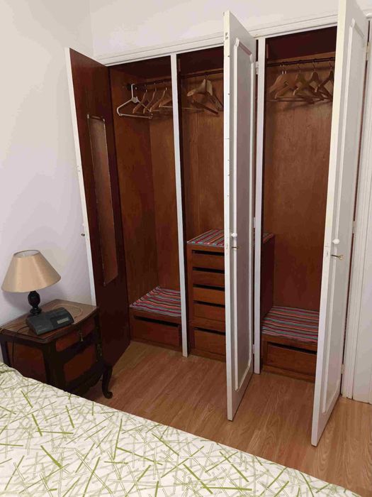 Aluga-se quarto para estudante perto do metro Sete Rios