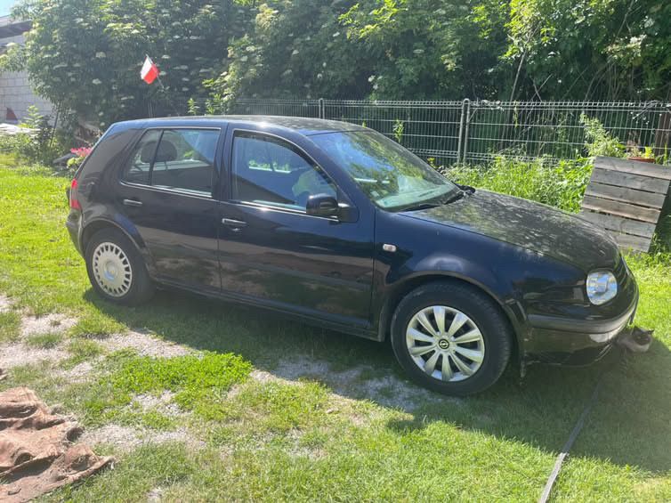 Sprzedam VW Golf IV 1998 r benzyna + gaz