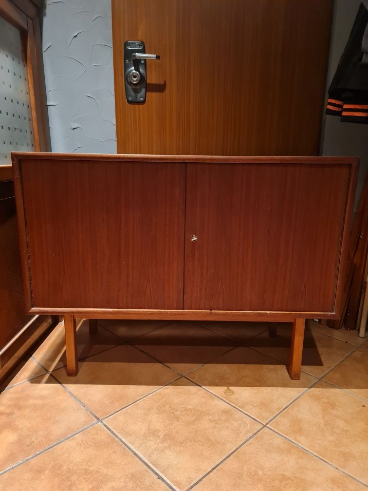 Komoda ,szafka tekowa ,skandynawski design,Dania lata 60,vintage
