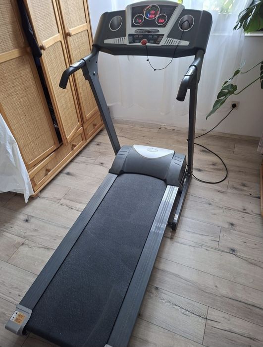 Bieżnia elektryczna z automatycznym wzniosem Transport max 150kg