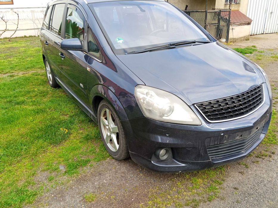 Zderzak Opc Opel ZAfira B z168 spryski, czujniki pdc