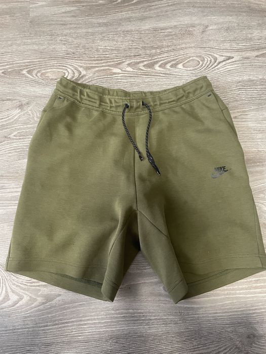 Шорти Nike Tech Fleece