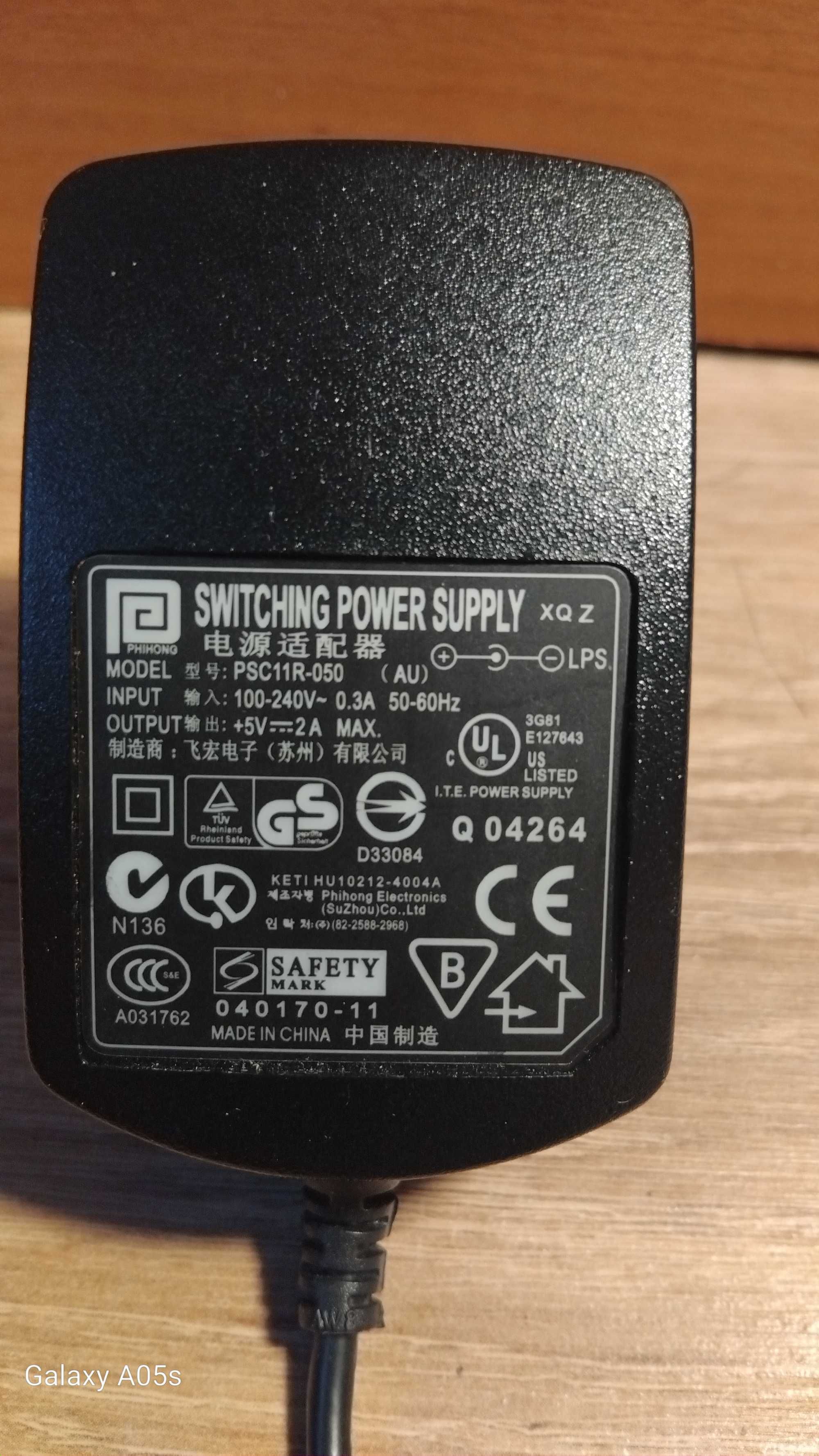 Адаптер живлення PSC11R-050 5 В 2 А