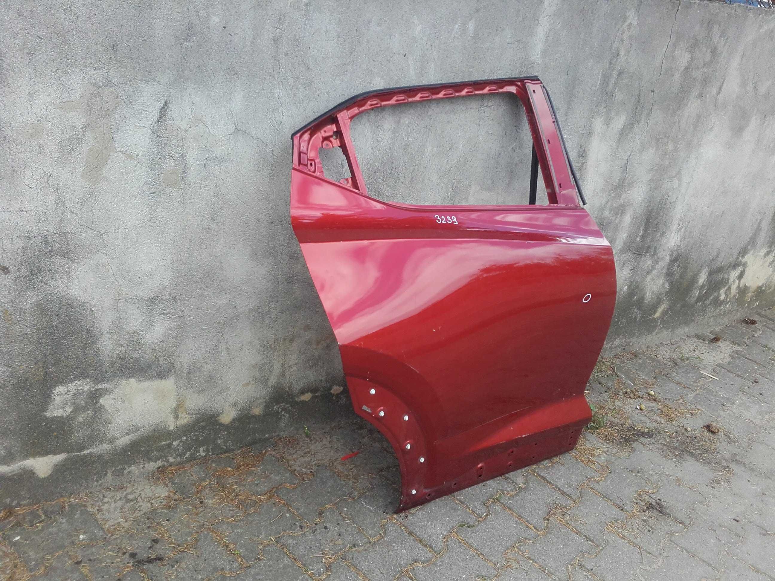 Drzwi tył prawe Nissan Juke 020-> nr3239