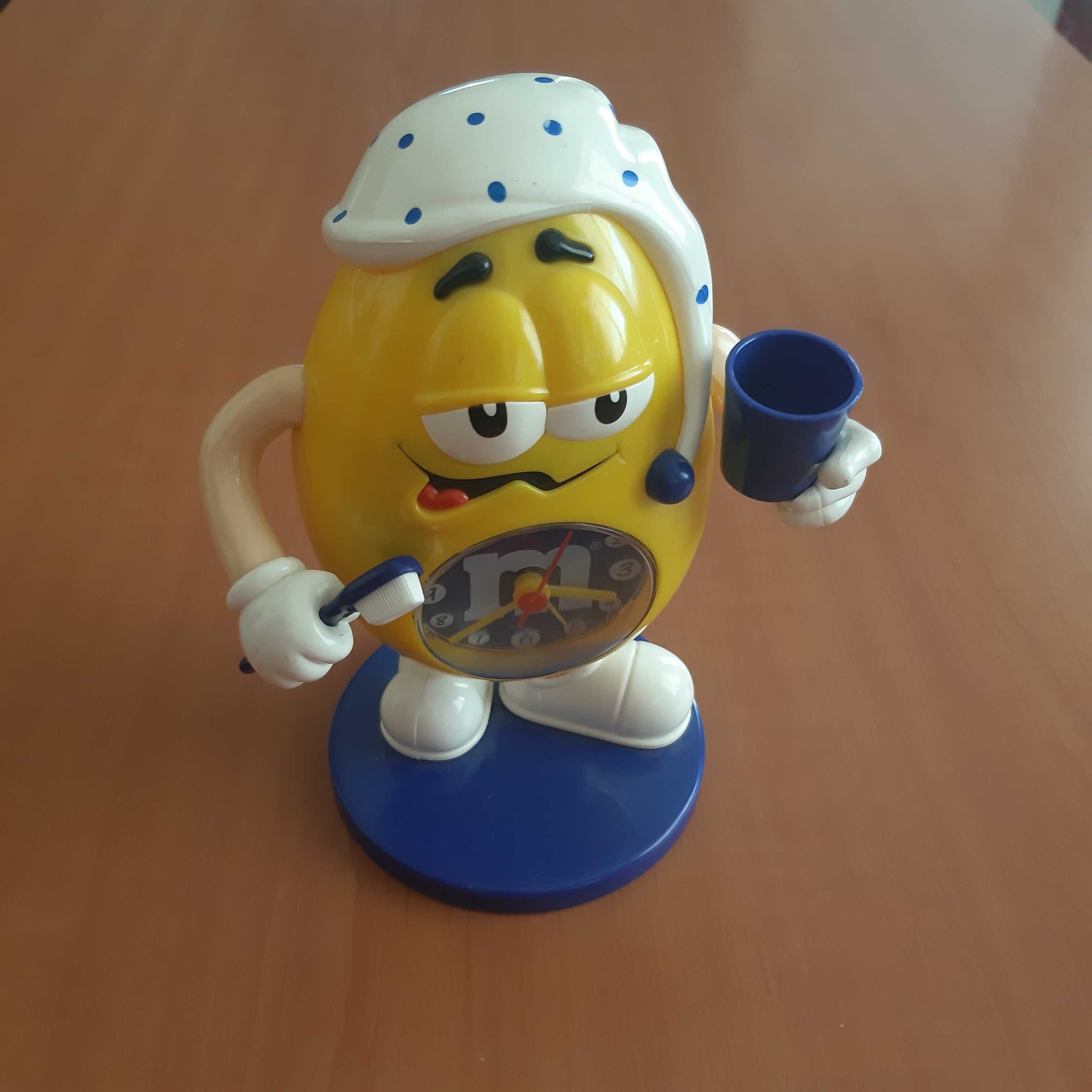 Vintage Amendoim Amarelo M&M Relógio com Alarme