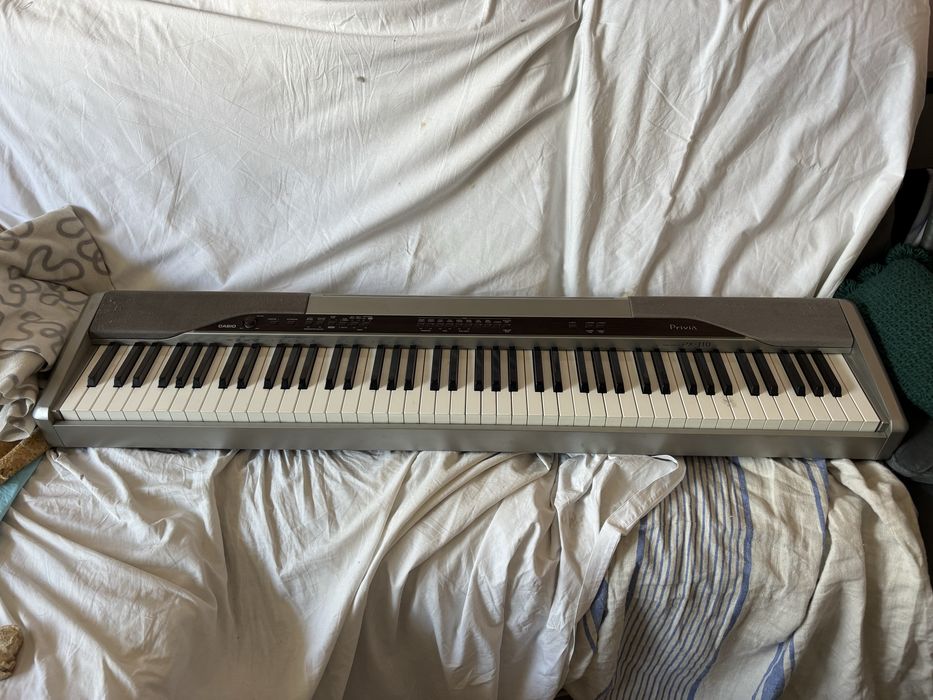 Pianino elektryczne casio