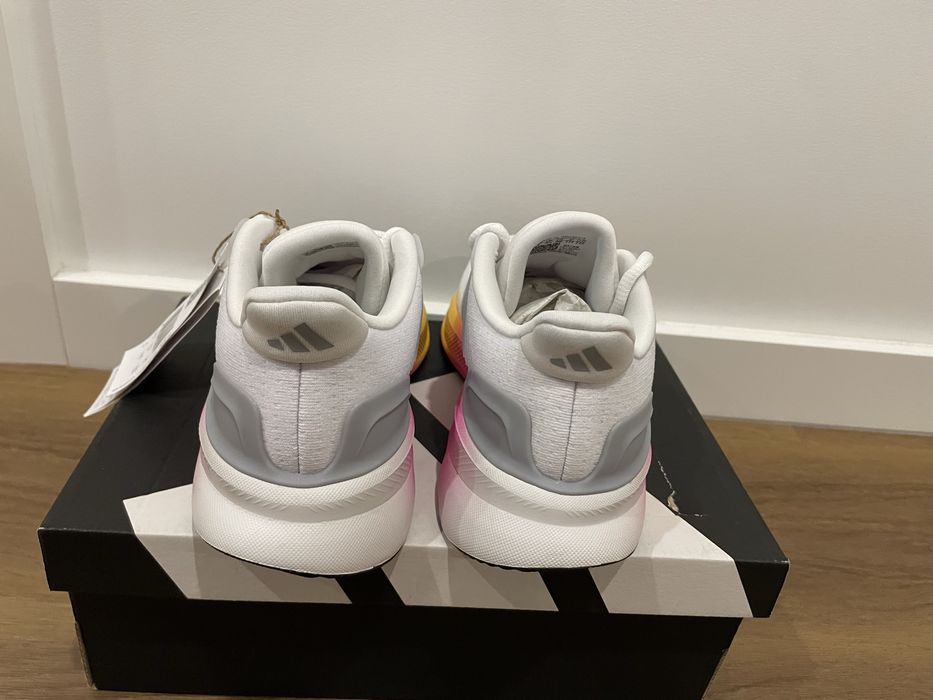 Sapatilhas Adidas 36 novas