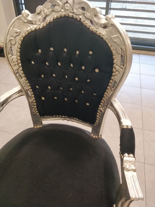 Cadeirão de época como novo