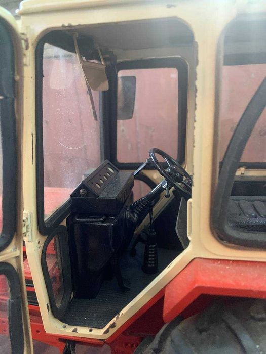 Коллекционная модель трактора ЮМЗ-6А маштабная, металл