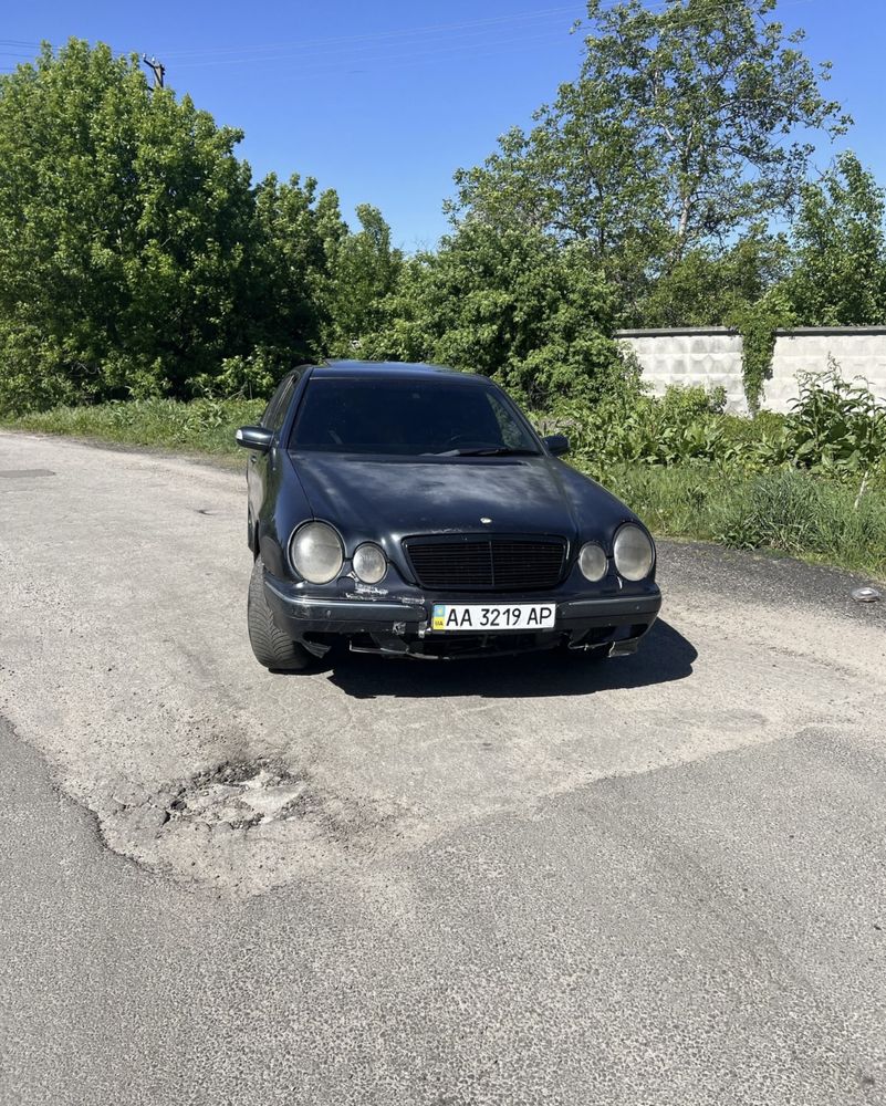 Продам Mercedes w210