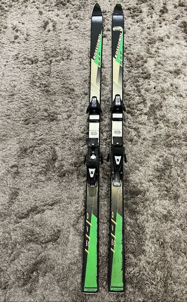 Rossinol esquis 173cm / fixações Salomon