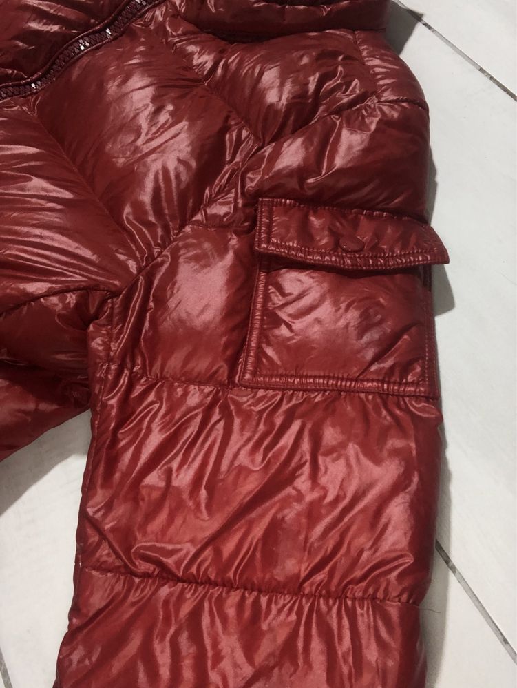 Пуховик Moncler