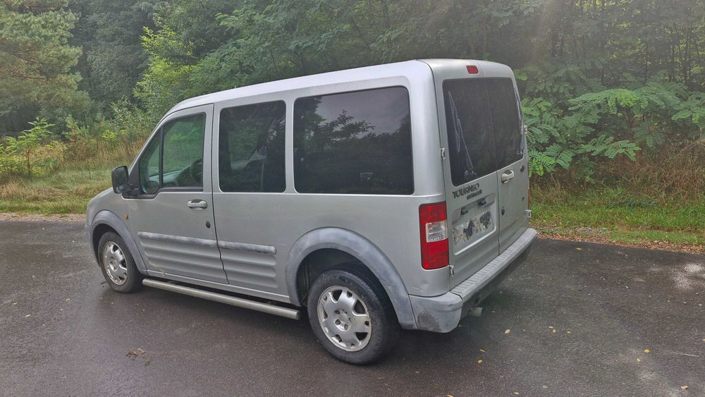 Ford conect 1.8 benzyna