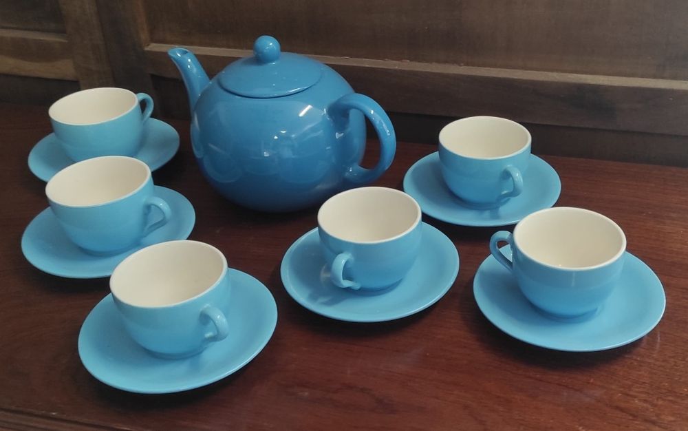 Conjunto de chá azul