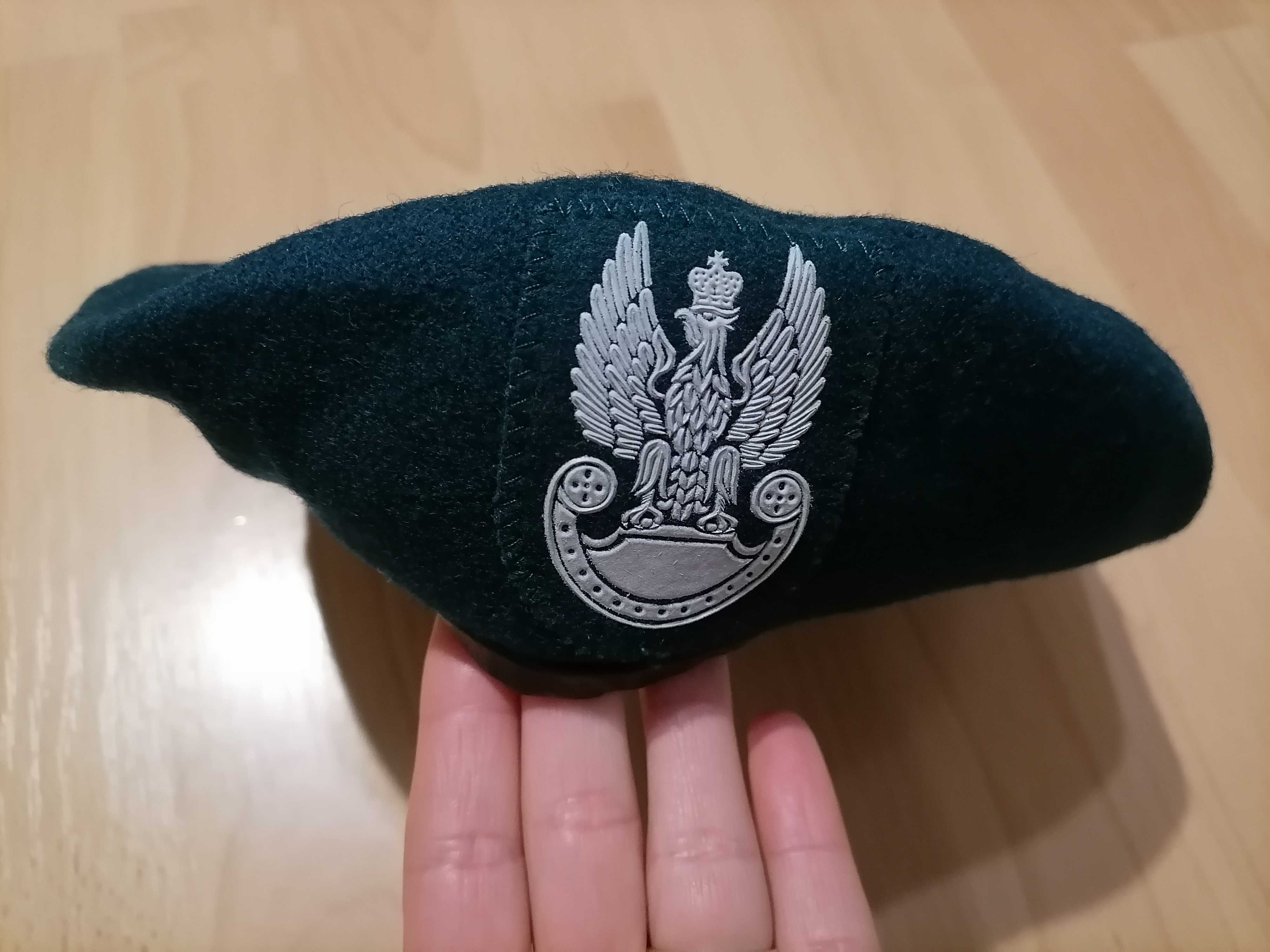 Beret wojskowy 55cm