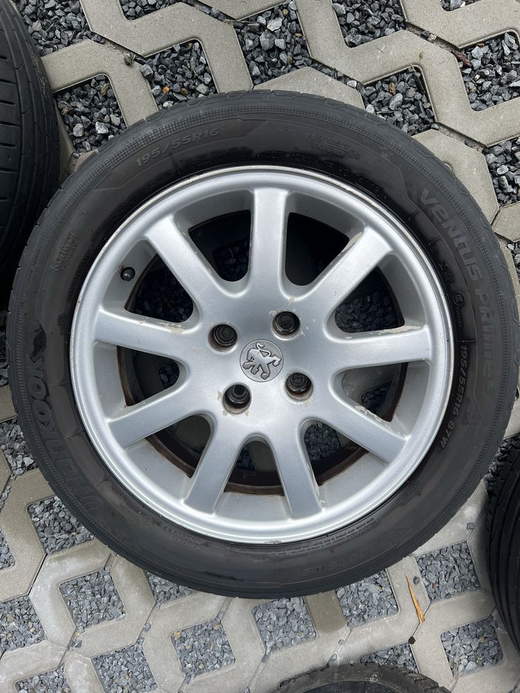 Opony letnie  Hankook 195/55 R16 z oryginalnymi alufelgami Peugeot