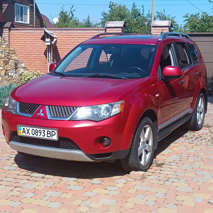 Продам Митсубиси аутлендер ХЛ