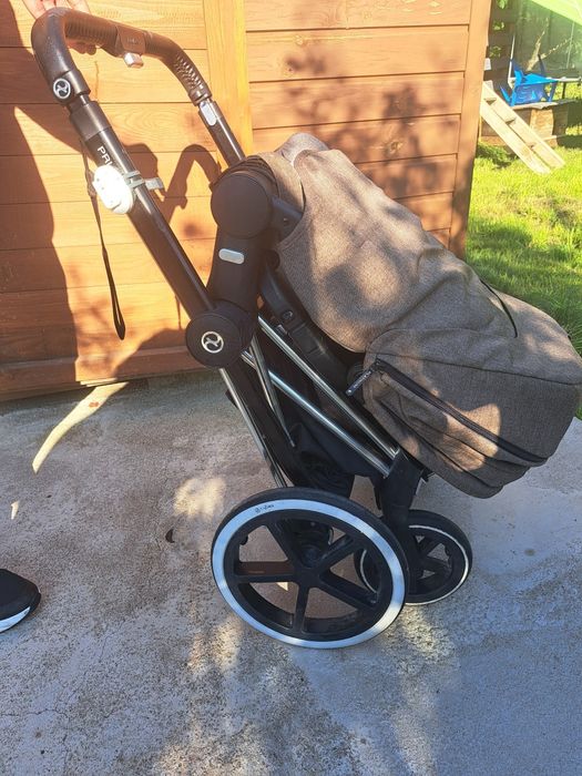 Cybex Priam 2.0 gondola + spacerówka