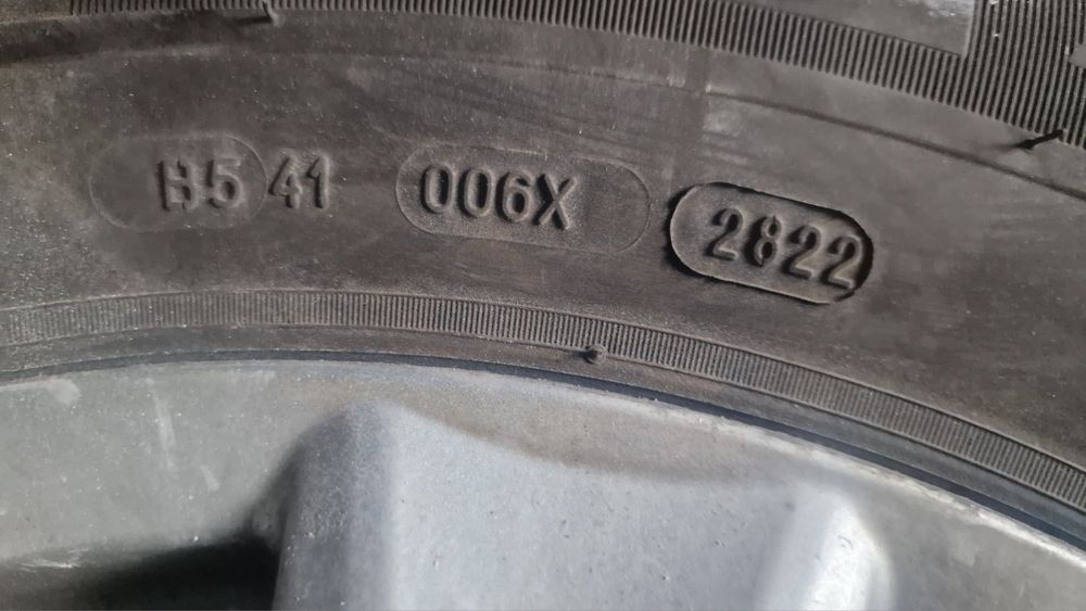 Диски з резиною r16