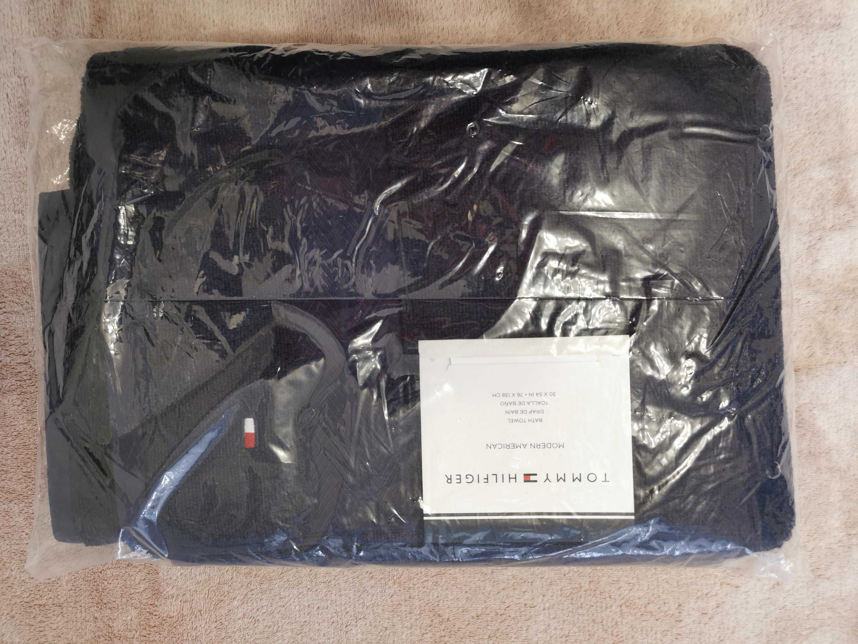 Рушник TOMMY HILFIGER банний  синій (неві)