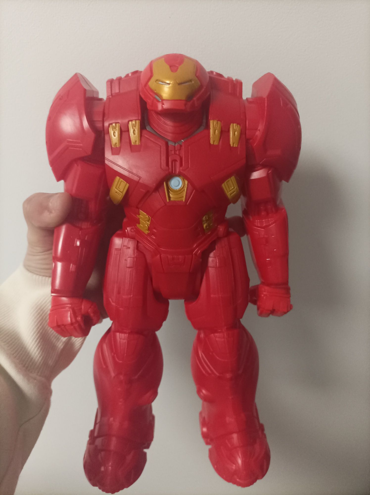 Ironman e Hulkbuster figuras de ação