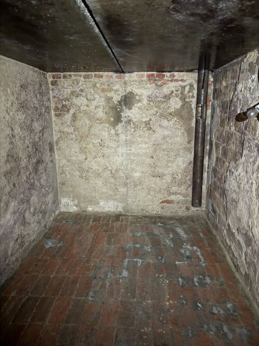 Сдам гараж в кооперативе