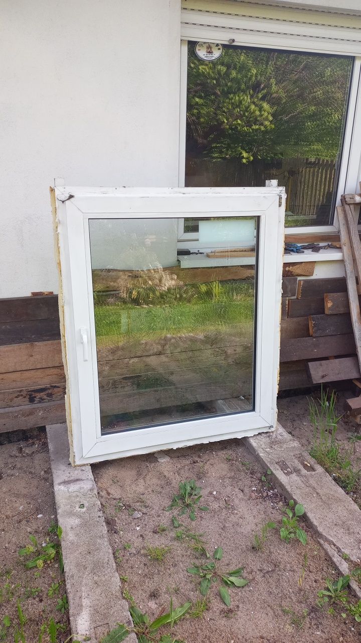 Okna Drzwi Balkonowe Tarasowe Rolety Okno Trapezowe