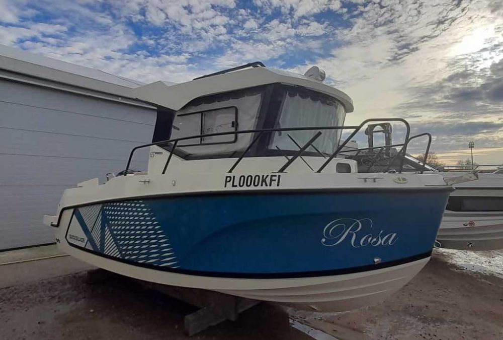 Używana łódź Quicksilver 625 Pilothouse z silnikiem Mercury F150