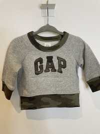 babyGAP chłopięca bluza z logo z motywami moro