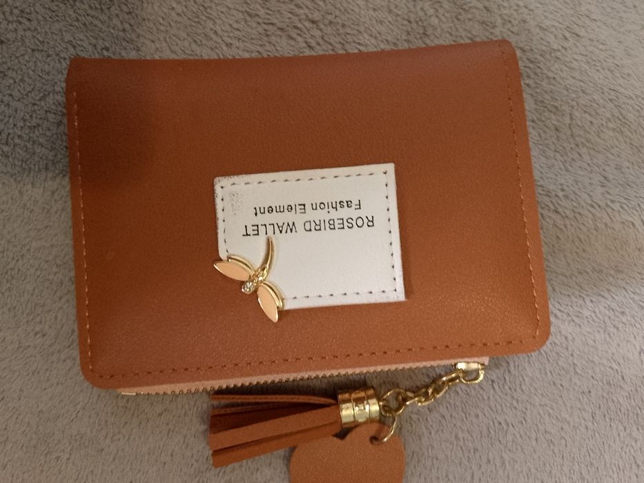 Новий гаманець зручний