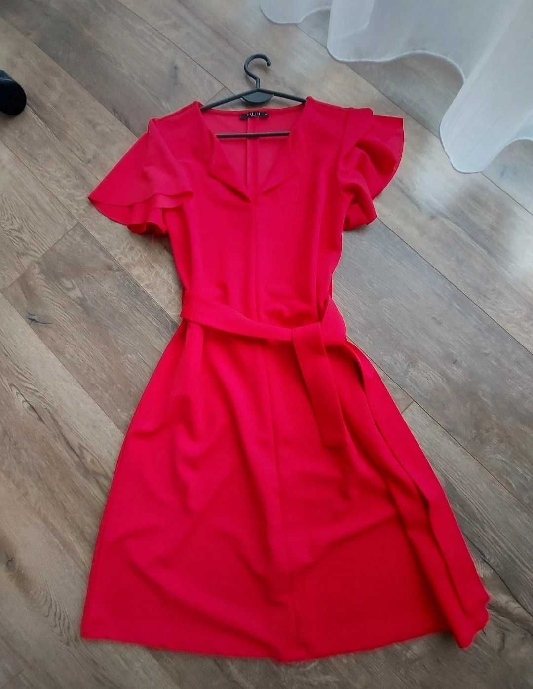 Sukienka czerwona xxs