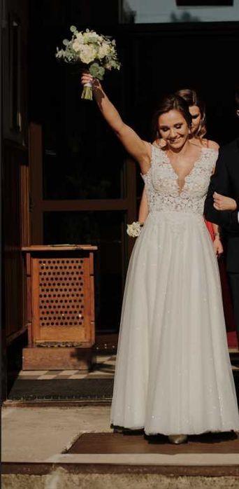 Suknia ślubna rozmiar S stan idealny + welon + pokrowiec+ wieszak