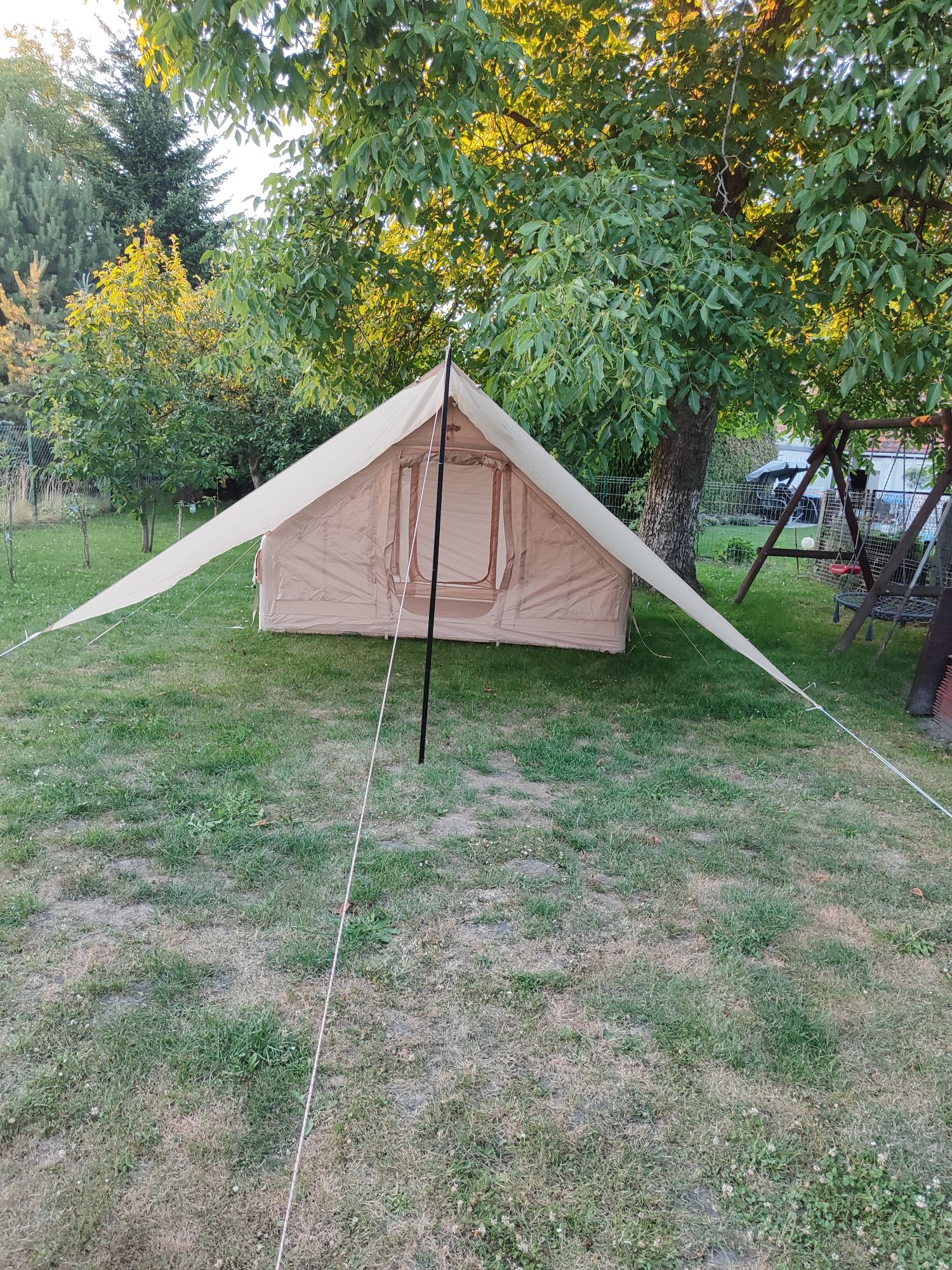Namiot dmuchany 2x3 m + przedsionek 4x3 m
