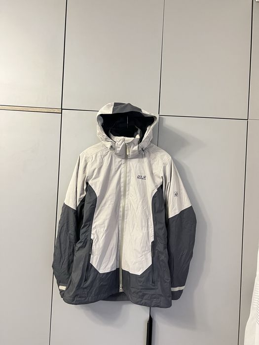 Вітровка Jack Wolfskin з підкладом Gore-Tex