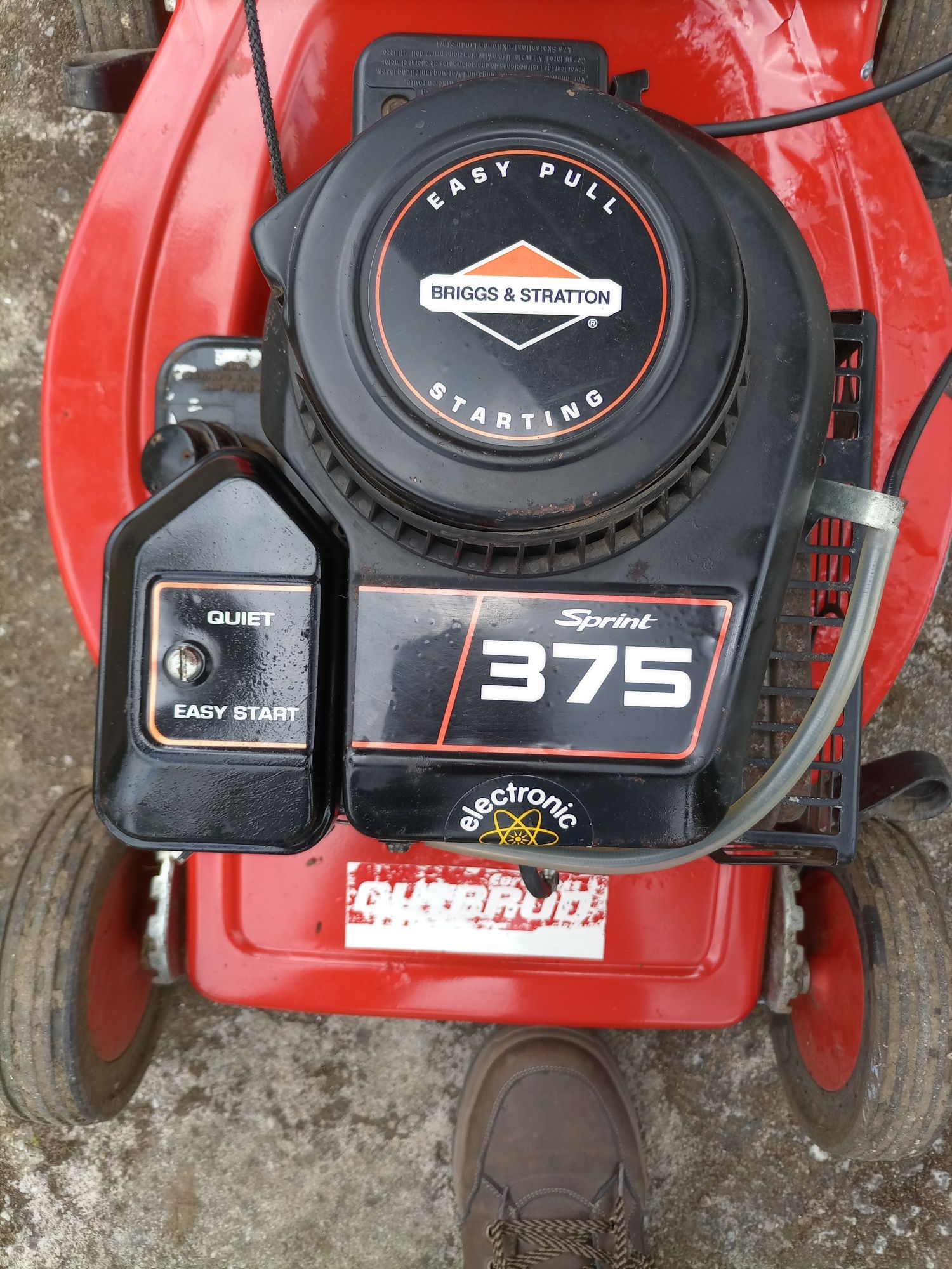 Vendo máquina de cortar relva