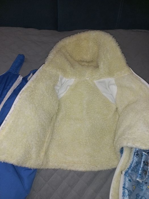 Продам дитячий зимовий комбінезон р74 для хлопчика дівчинки куртка