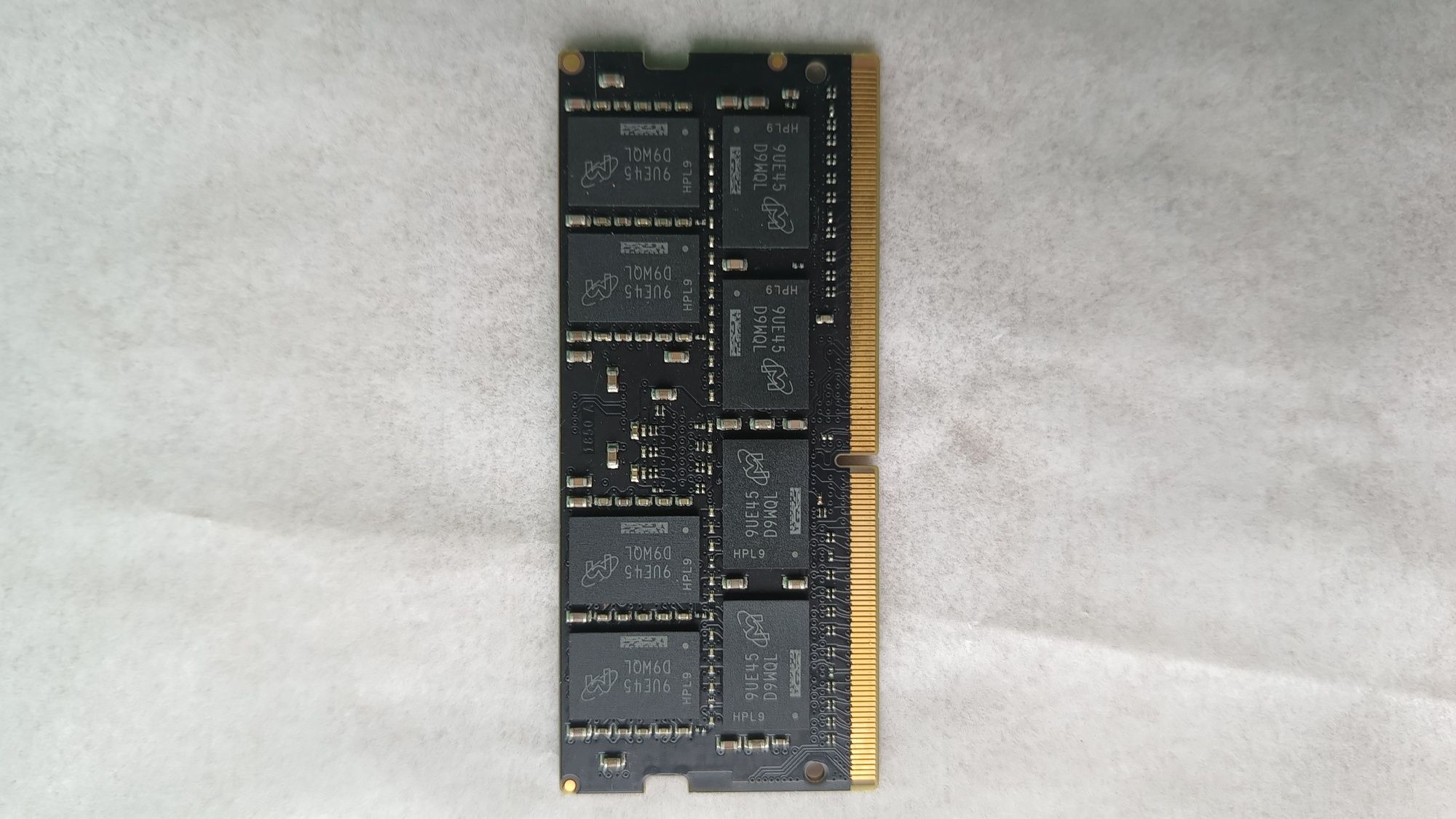 Оперативна пам'ять SK hynix 8gb DDR 4 2400