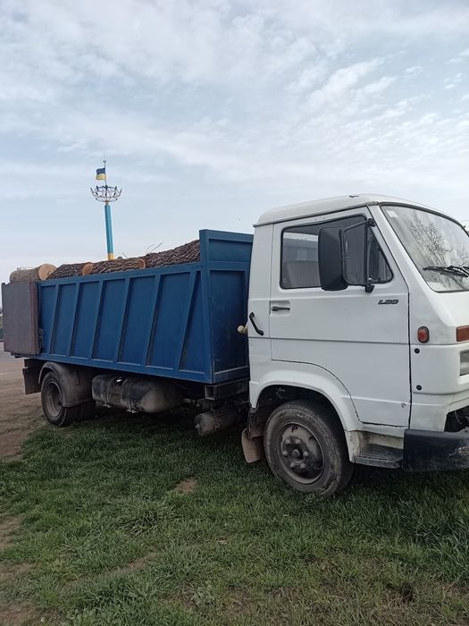 Продається дуже надійний та простий автомобіль для роботи